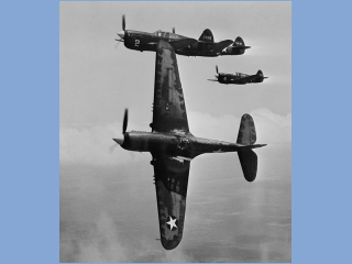 Curtiss_P-40Fs_near_Moore_AAFB_1943.jpg